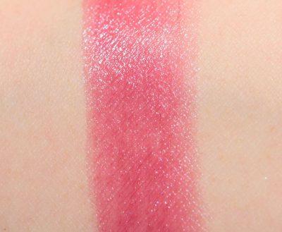 YSL Plum Tunique Rouge Volupte Shine свотч на руке