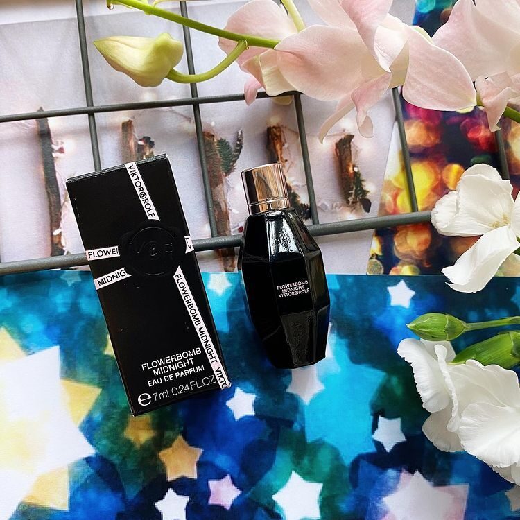 Viktor & Rolf Flowerbomb Midnight