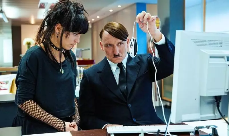 Він знову тут, фільм